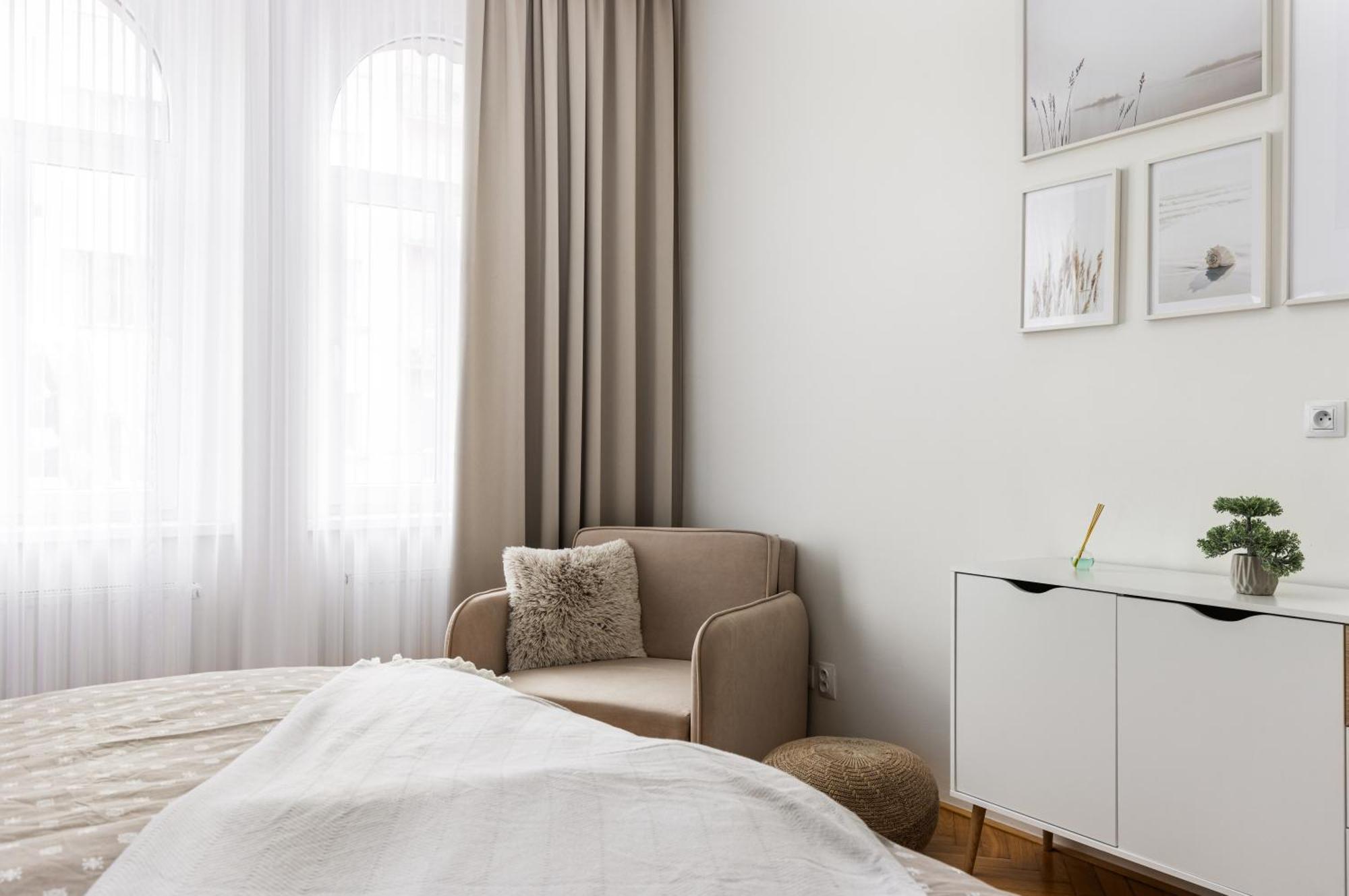 Stay2Gether City Buzz Apt - O2 Arena - Sleeps 6 프라하 외부 사진